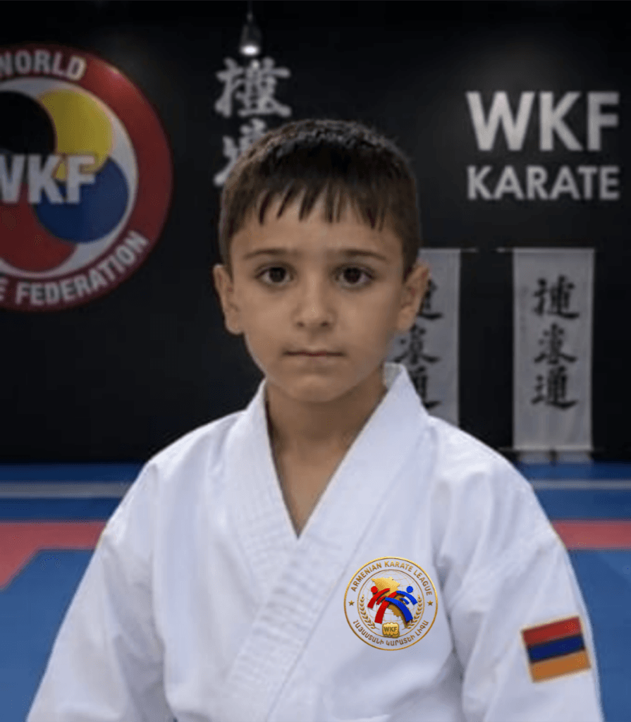 Լեո