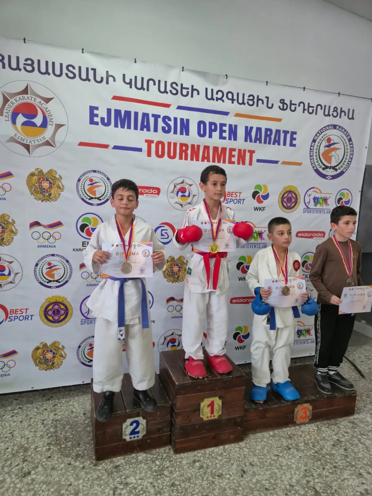 Լուսանկար